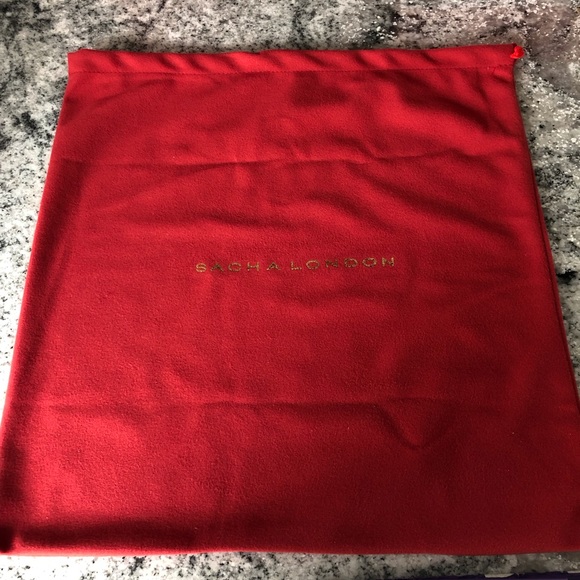 SALE β₯οΈ NWT Gold studded Valentino-style leather sandals + dustbag - Picture 12 of 12